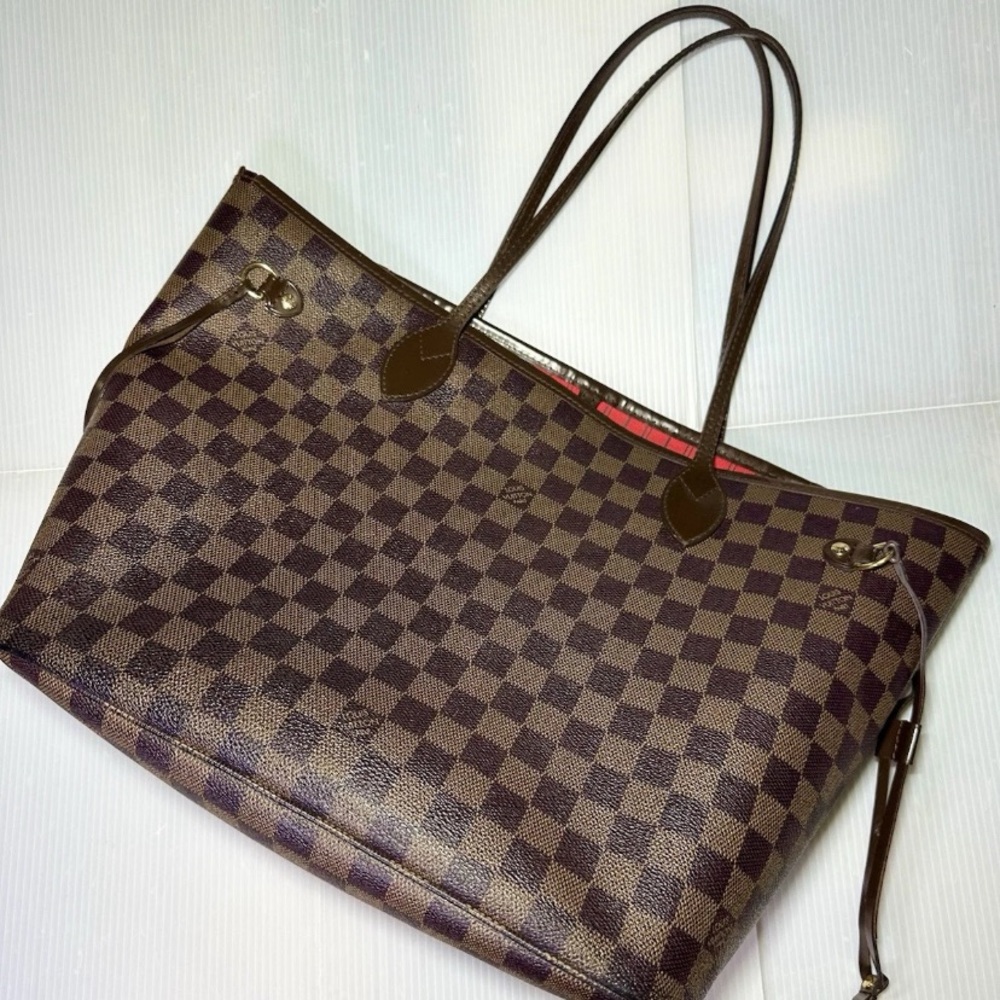 Louis Vuitton Neverfull MM